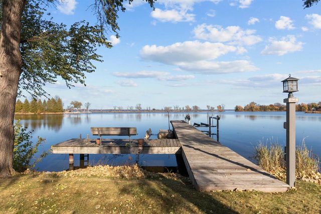 104 LIMEKILN DRIVE, Neenah, WI 54952