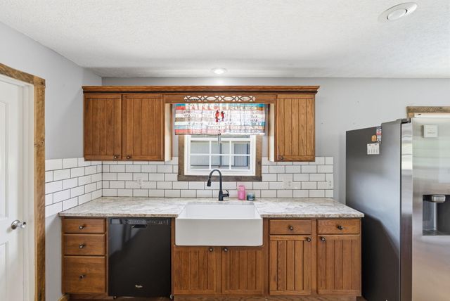 1782 Harris Creek Road, Stanford, KY 40484