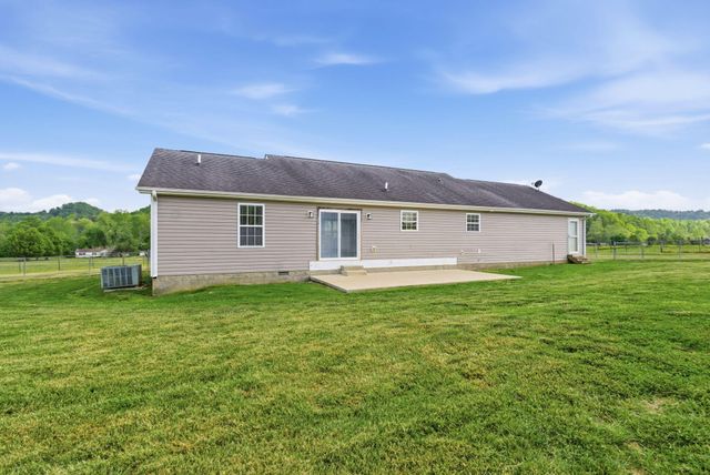 1782 Harris Creek Road, Stanford, KY 40484
