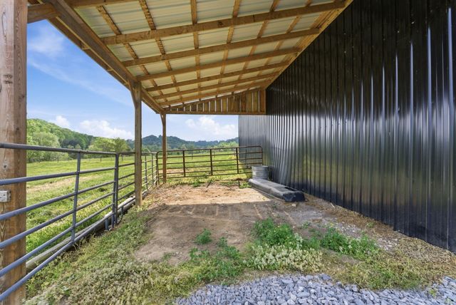 1782 Harris Creek Road, Stanford, KY 40484