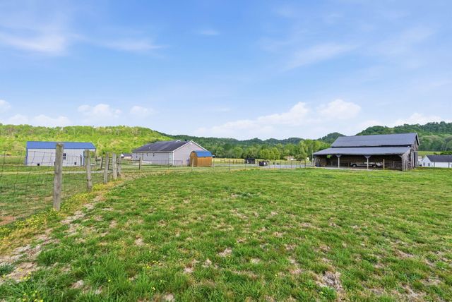 1782 Harris Creek Road, Stanford, KY 40484