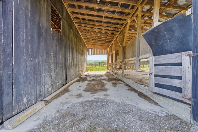 1782 Harris Creek Road, Stanford, KY 40484