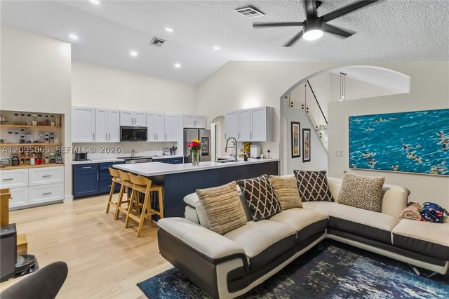 9711 Via Emilie 9711, Boca Raton, FL 33428
