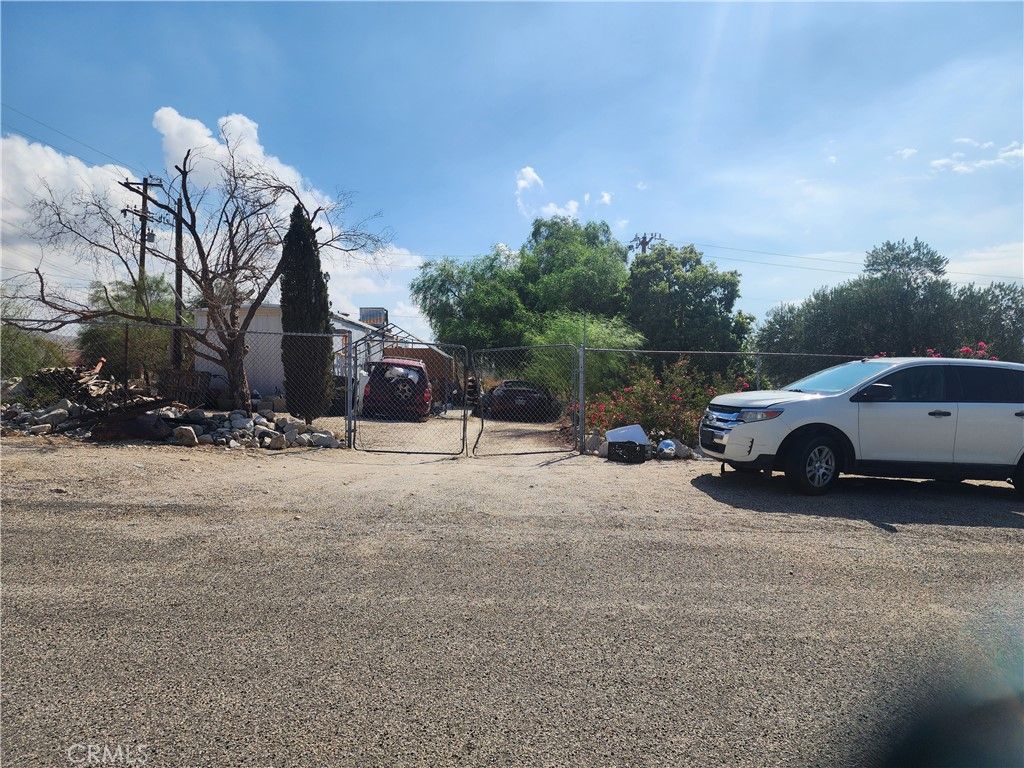 Image 2 of property listing at 13050 GALBRETH Drive, Whitewater, CA 92282