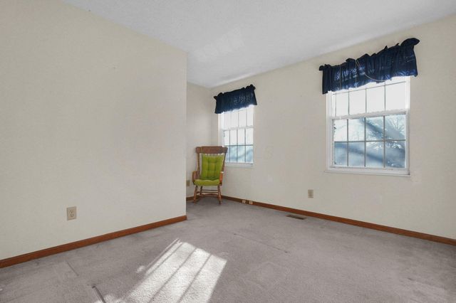 5288 Hyde Park Drive, Hilliard, OH 43026