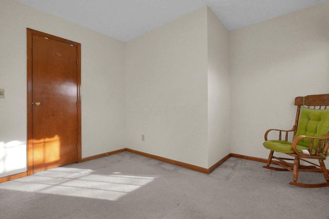 5288 Hyde Park Drive, Hilliard, OH 43026