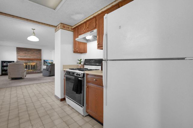 5288 Hyde Park Drive, Hilliard, OH 43026