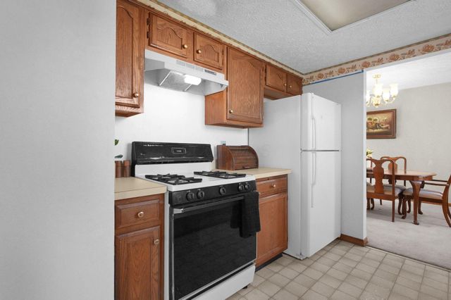 5288 Hyde Park Drive, Hilliard, OH 43026