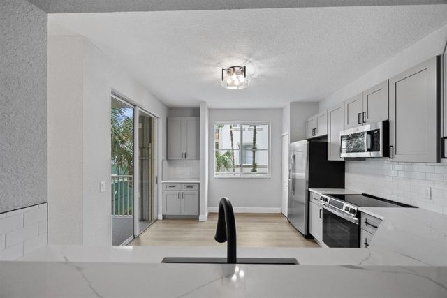 11022 Legacy Drive 205, Palm Beach Gardens, FL 33410