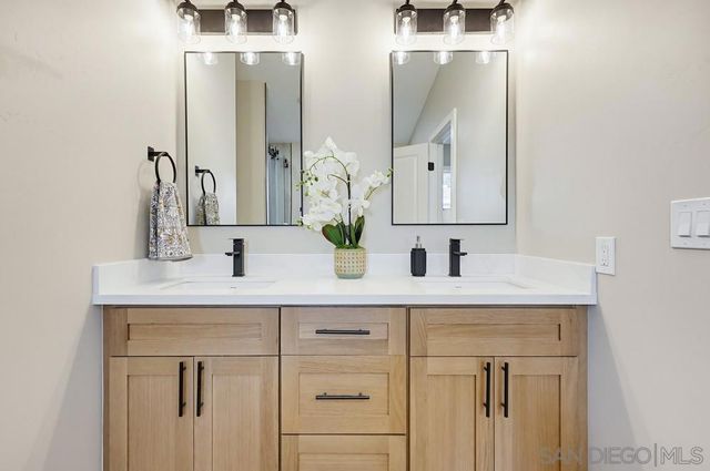 11949 Riverside Dr 23, Lakeside, CA 92040