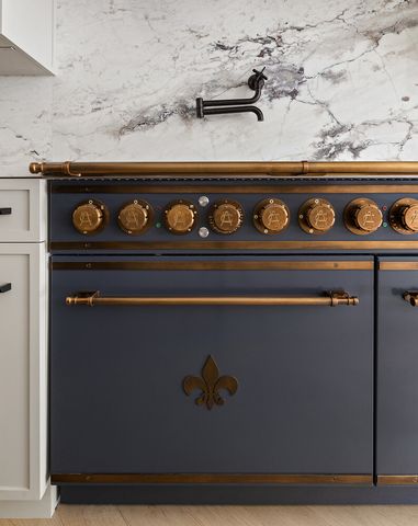 34 W 12TH Street, New York City, NY 10011