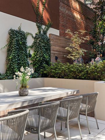 34 W 12TH Street, New York City, NY 10011