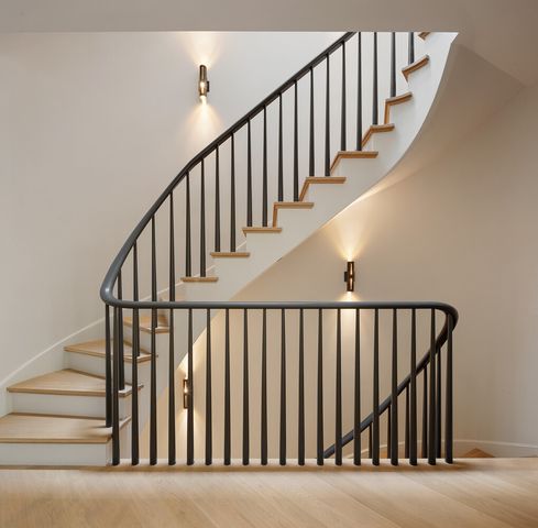 34 W 12TH Street, New York City, NY 10011