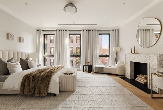 34 W 12TH Street, New York City, NY 10011