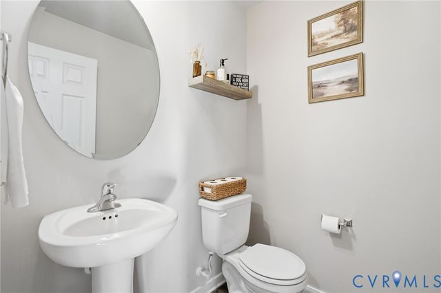 8494 Scouts Rd, New Kent, VA 23141