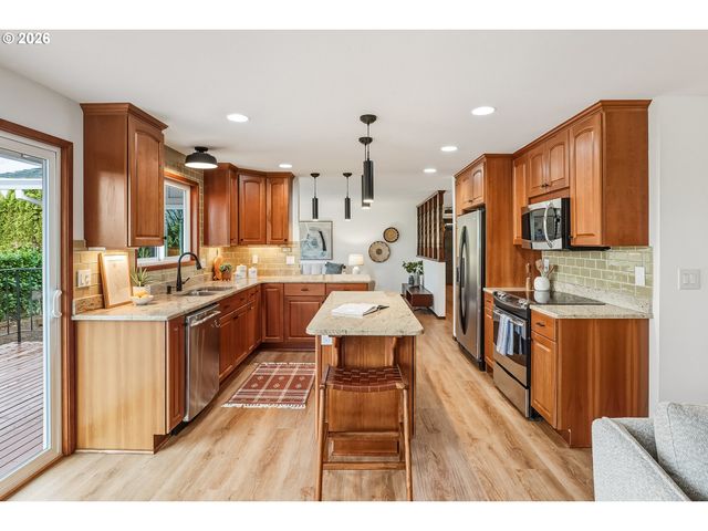 5235 Se 32ND Ave, Portland, OR 97202