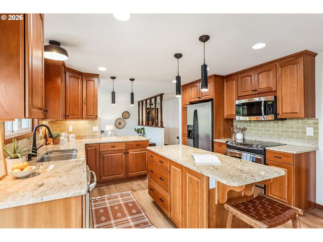 5235 Se 32ND Ave, Portland, OR 97202