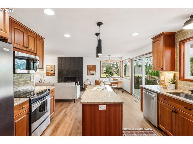 5235 Se 32ND Ave, Portland, OR 97202