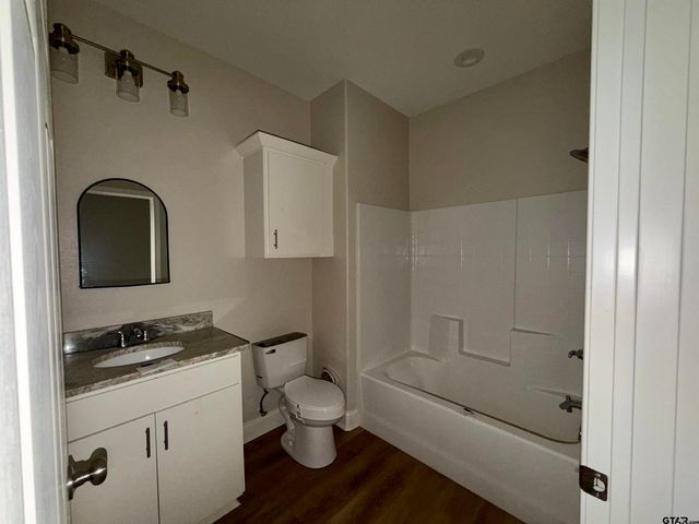 106 Elm St, Winona, TX 75792