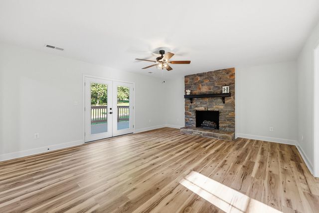 2006 Wilson Lane, Lawrenceburg, KY 40342