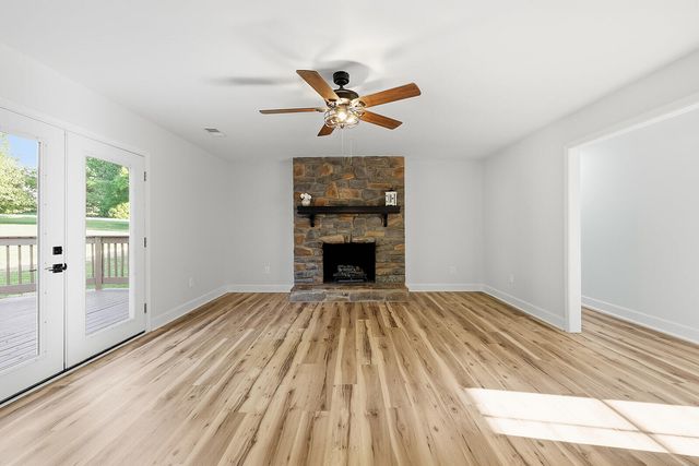 2006 Wilson Lane, Lawrenceburg, KY 40342