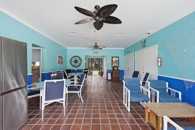 4489 Luxemburg Court 202, Lake Worth, FL 33467