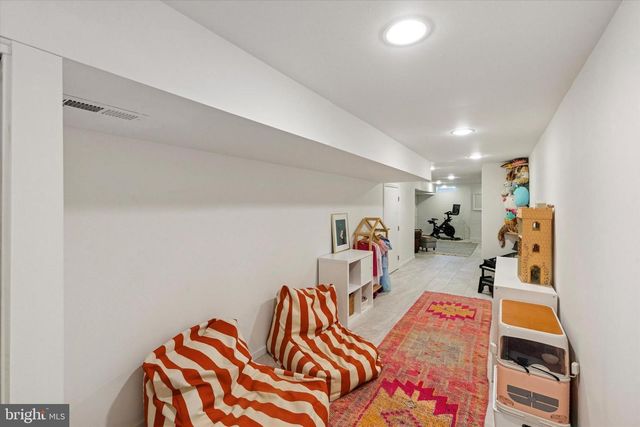 1231 E MOYAMENSING AVE, Philadelphia, PA 19147