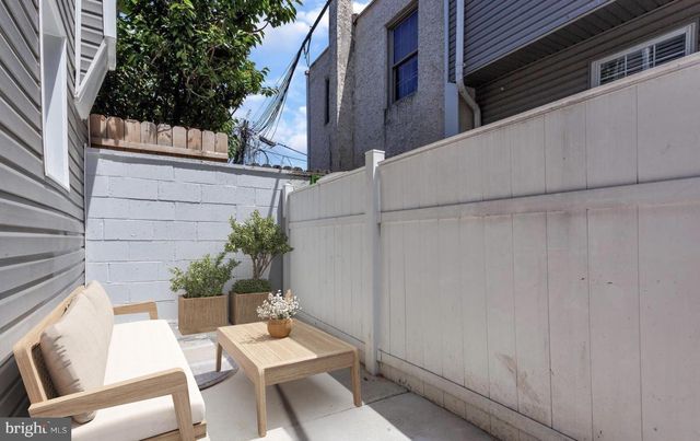 1231 E MOYAMENSING AVE, Philadelphia, PA 19147