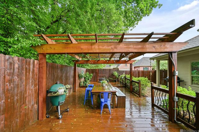 12494 Chartres Dr, Gonzales, LA 70737