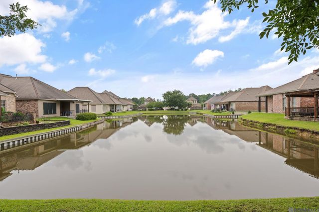 12494 Chartres Dr, Gonzales, LA 70737