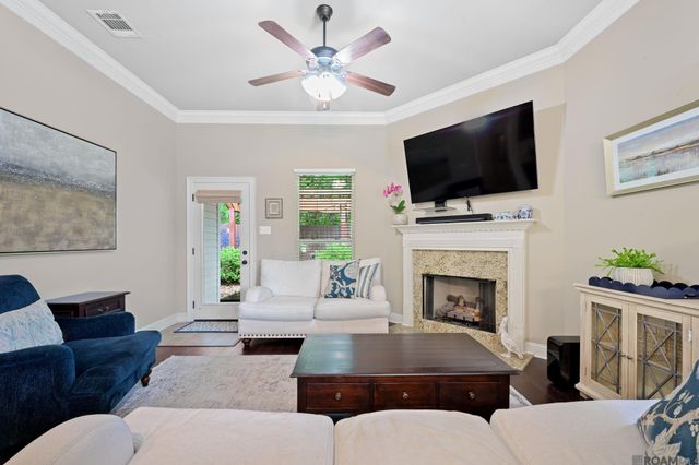 12494 Chartres Dr, Gonzales, LA 70737