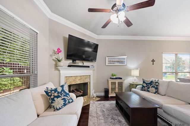 12494 Chartres Dr, Gonzales, LA 70737