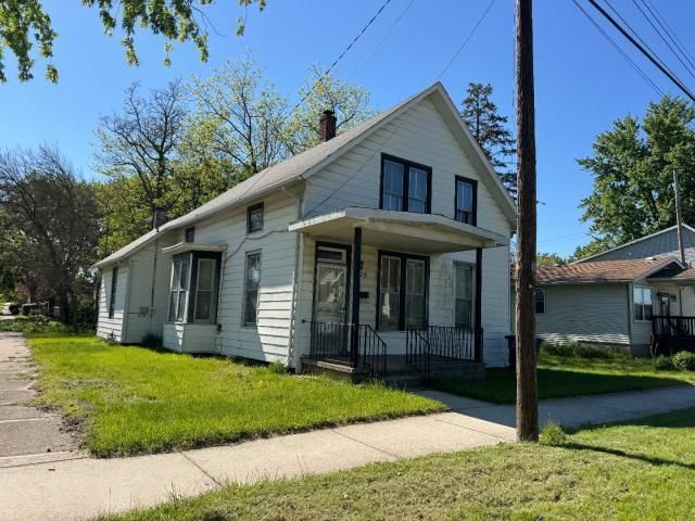 415 Cleveland Avenue, Michigan City, IN 46360