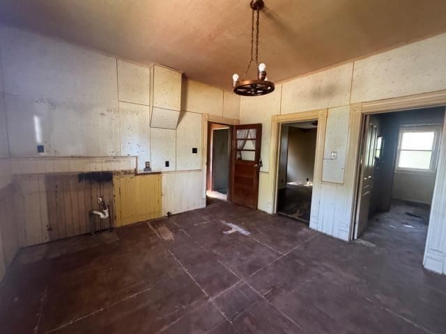 415 Cleveland Avenue, Michigan City, IN 46360