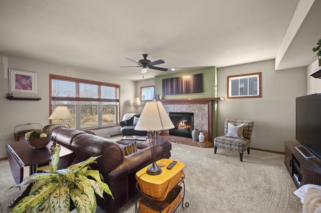 2638 Sweet Sparrow Place, Sun Prairie, WI 53590