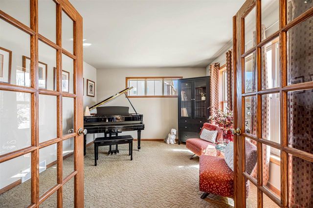 2638 Sweet Sparrow Place, Sun Prairie, WI 53590