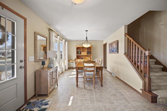 2638 Sweet Sparrow Place, Sun Prairie, WI 53590