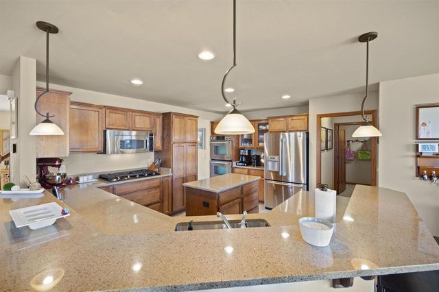 2638 Sweet Sparrow Place, Sun Prairie, WI 53590