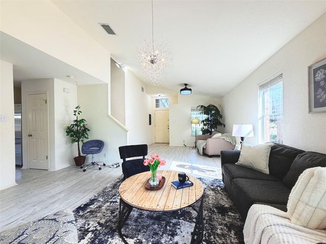 9802 Copper Creek DR, Austin, TX 78729