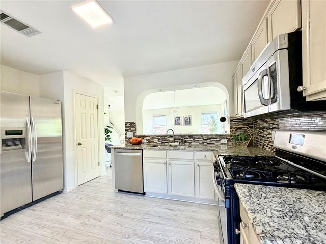 9802 Copper Creek DR, Austin, TX 78729