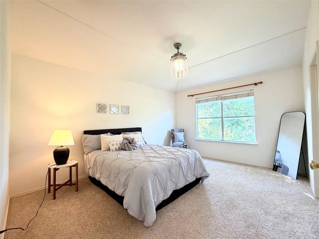 9802 Copper Creek DR, Austin, TX 78729