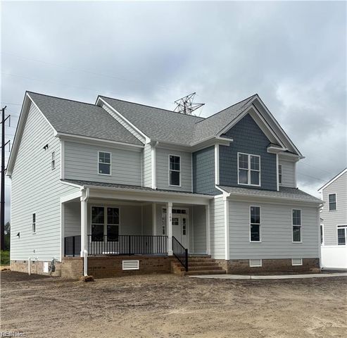 704 Dare RD, Yorktown, VA 23692