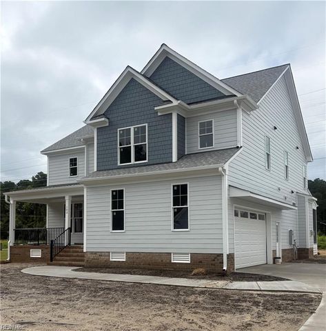 704 Dare RD, Yorktown, VA 23692