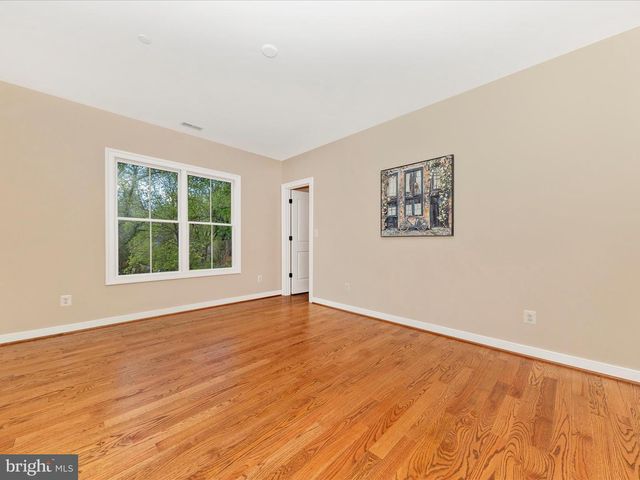 8700 MELWOOD RD, Bethesda, MD 20817