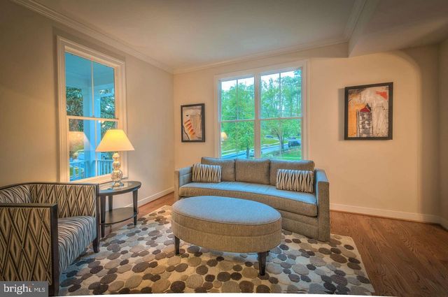 8700 MELWOOD RD, Bethesda, MD 20817