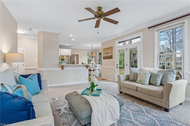 305 Hollingsworth CT, Yorktown, VA 23693