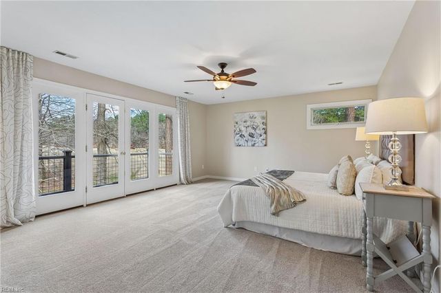 305 Hollingsworth CT, Yorktown, VA 23693