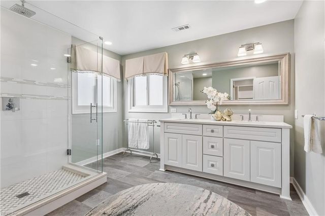 305 Hollingsworth CT, Yorktown, VA 23693