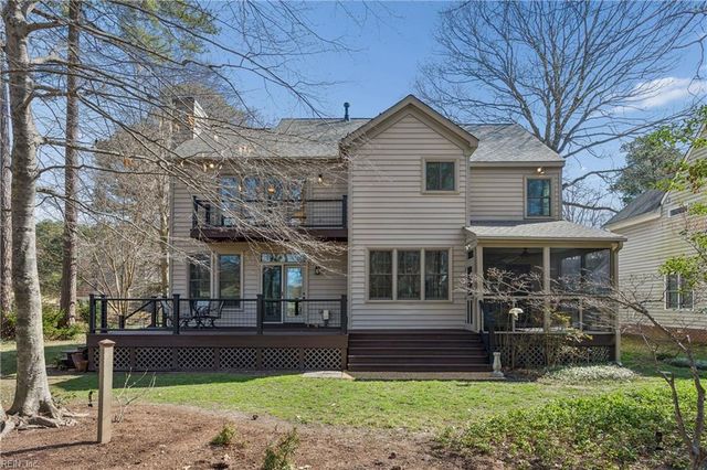 305 Hollingsworth CT, Yorktown, VA 23693