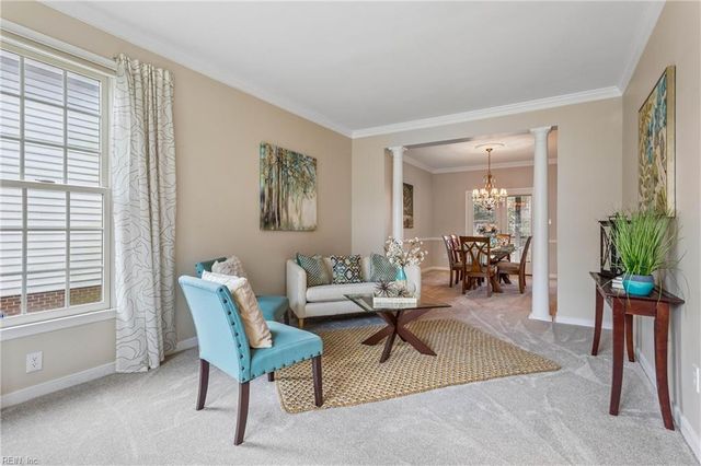 305 Hollingsworth CT, Yorktown, VA 23693